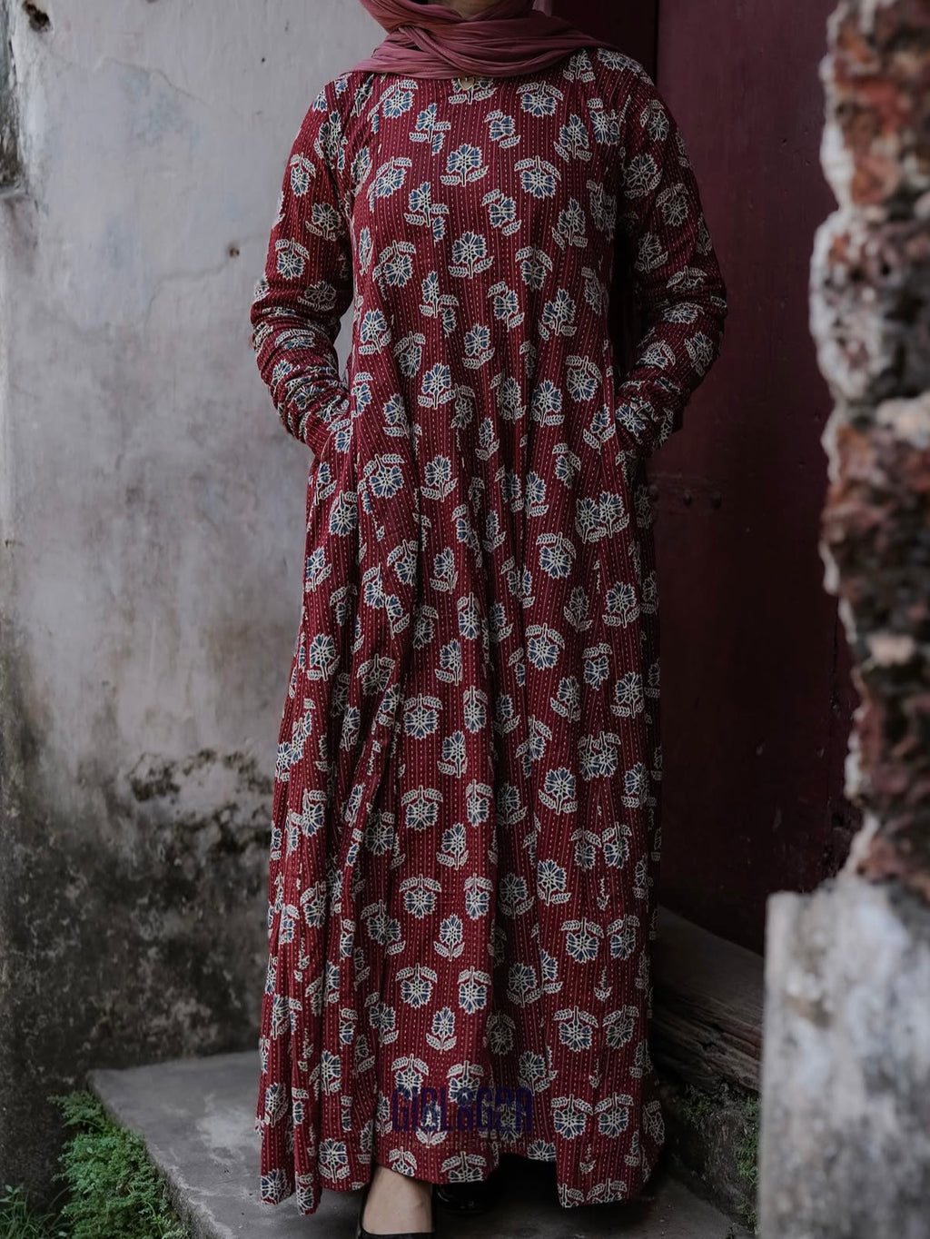 Aurelia Panel – Maroon